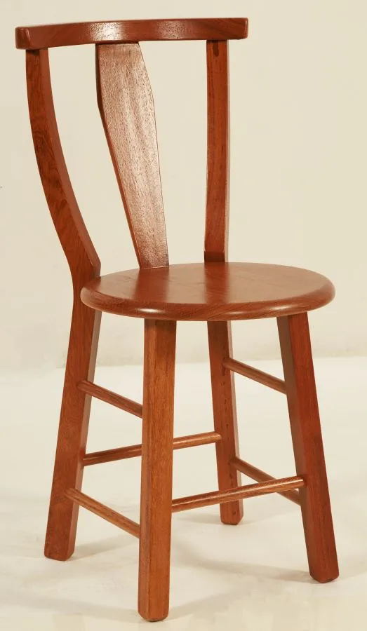 Taburete bajo Modelo 2 respaldo 40cm Noble